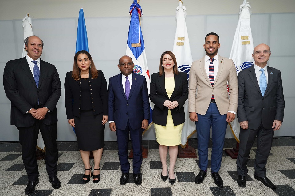 Presidente de la Asamblea General de la ONU sostiene reunión con autoridades dominicanas