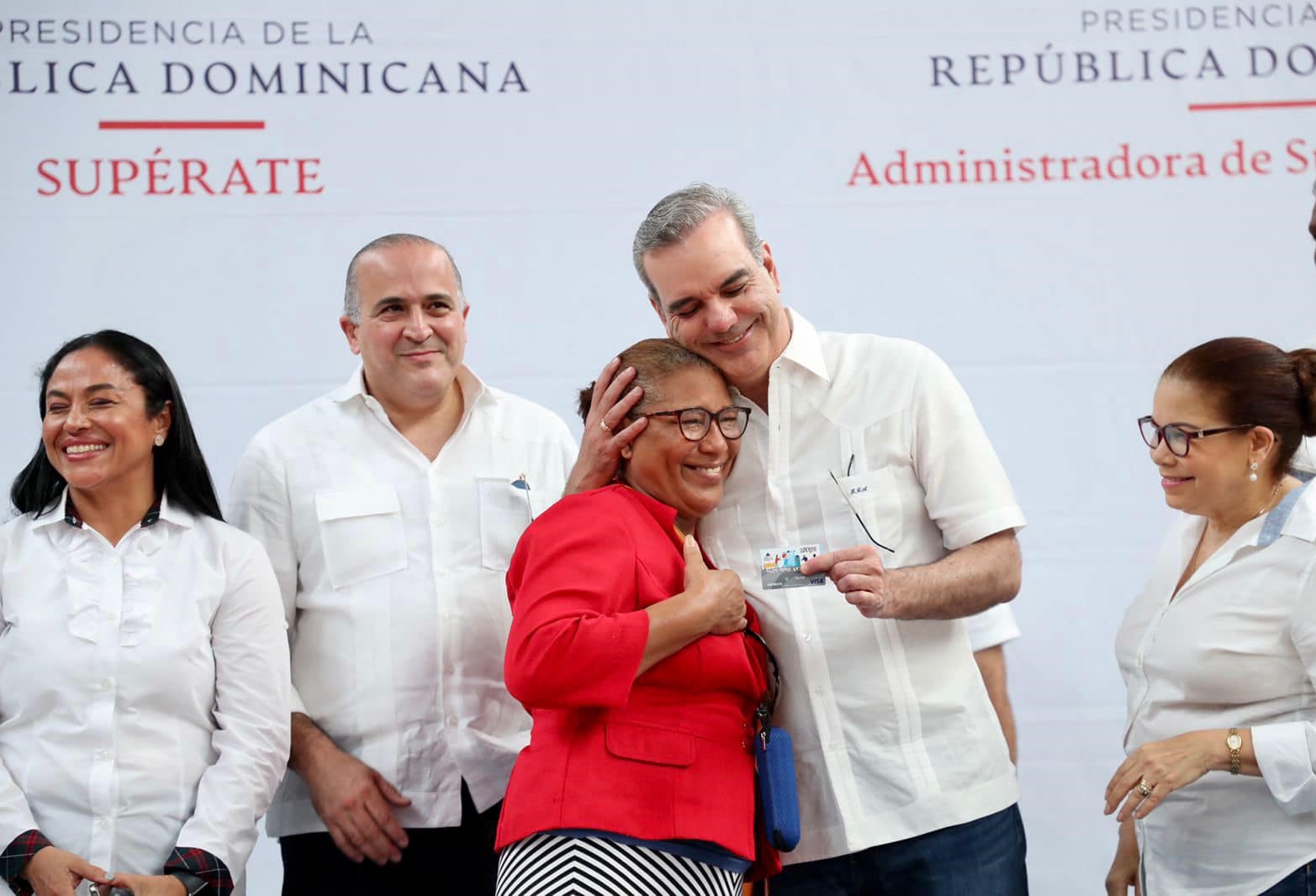 Gobierno dinamiza economía de María Trinidad Sánchez con más de 639 millones en Aliméntate de Supérate