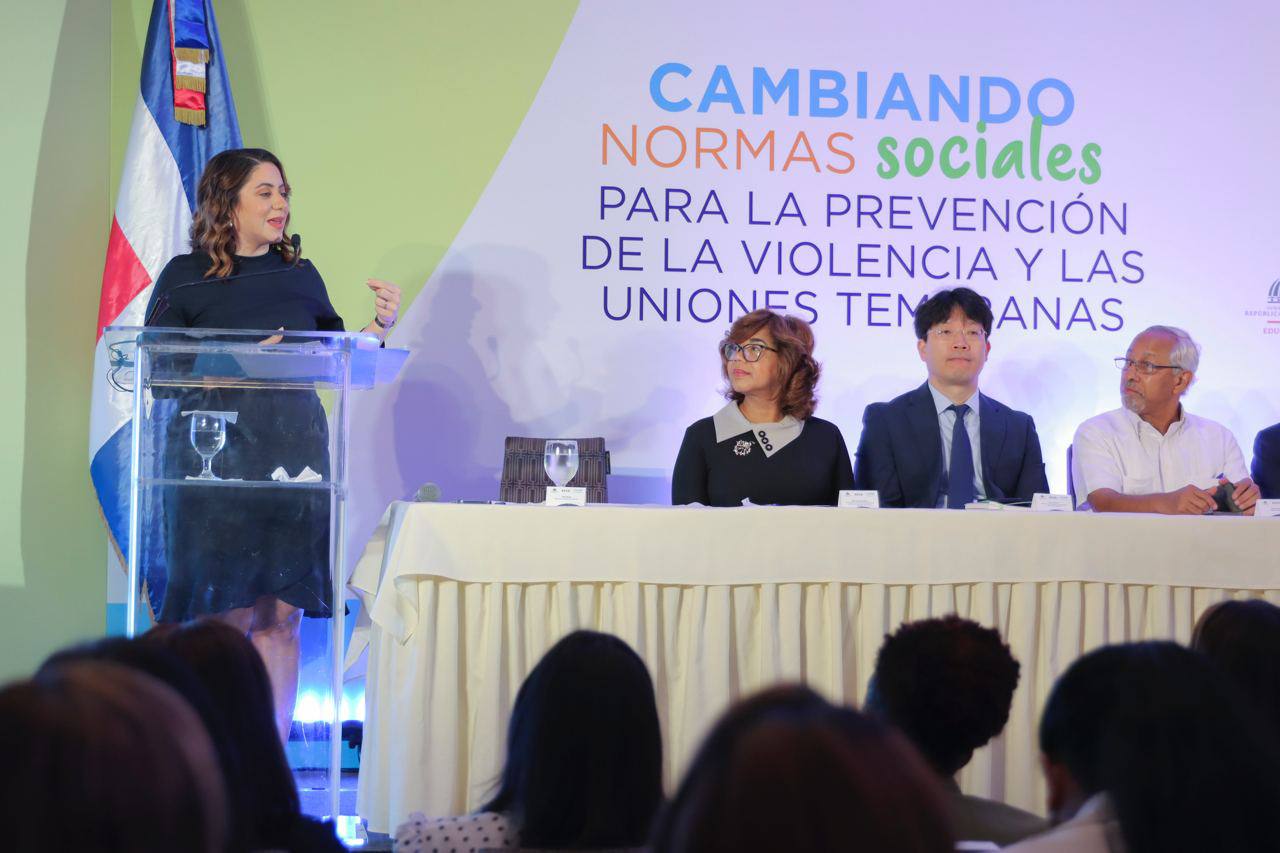 Gobierno dominicano KOICA Y UNICEF lanzan proyecto para la prevencion de las uniones tempranas
