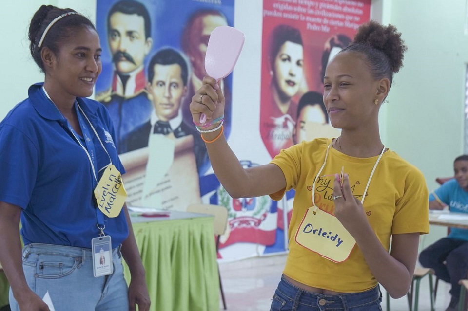 Superate inicia Club de Chicas en Los Guaricanos para empoderamiento de ninas y adolescentes