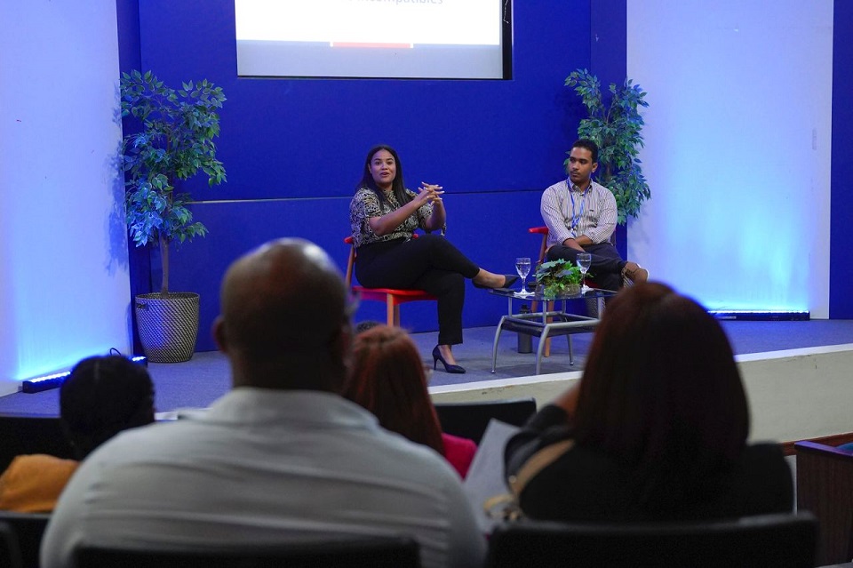 Supérate imparte charla sobre “Resolución de Conflictos Laborales”