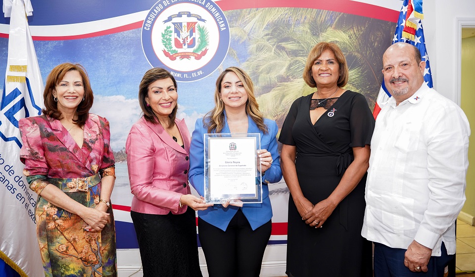 En Miami, Gloria Reyes habla sobre avances y retos de la mujer