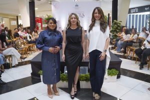 Esther Castillo, Gloria Reyes y Miriam Batista.jpeg