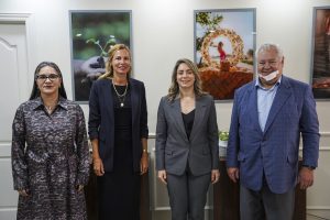 Trazan hoja de ruta para desarrollar seguros para personas vulnerables en República Dominicana