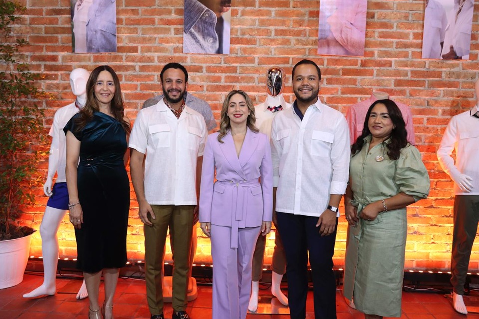 “Quinco Menswear”, la nueva colección de camisas de Manos Dominicanas