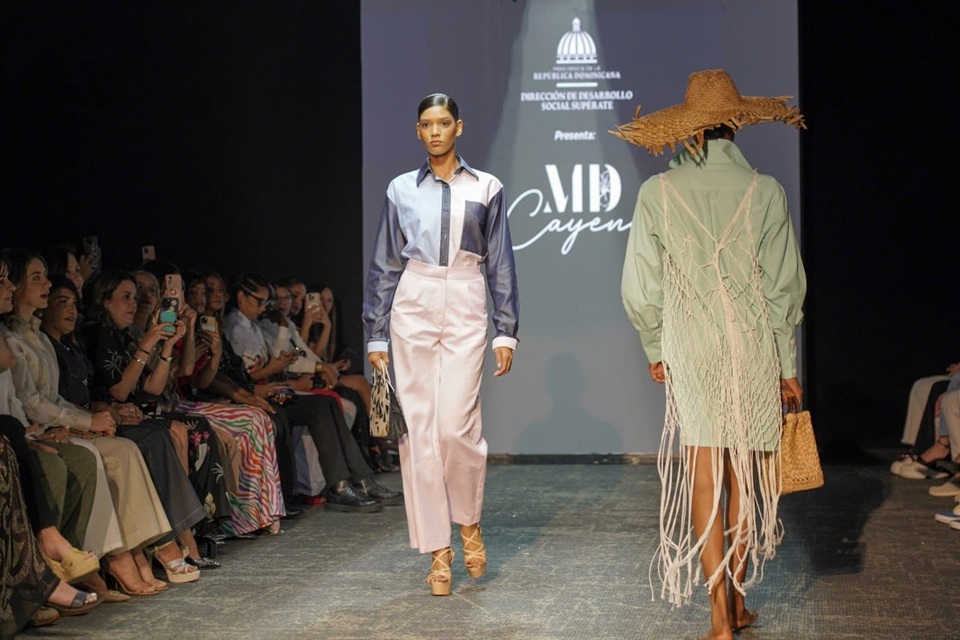 Presentan Vestigio”, la nueva colección de la línea textil Cayena con accesorios de Manos Dominicanas
