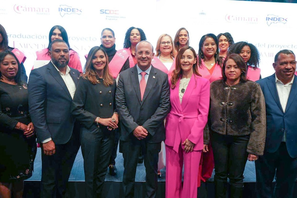 Desarrollo Social Supérate gradúa primera cohorte de Mujeres SuperEmprendedoras en España