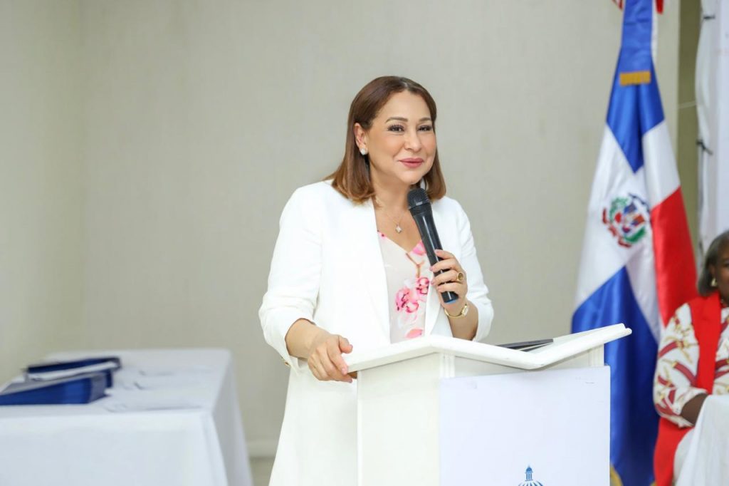 Mayra Jiménez, directora general de Supérate.
