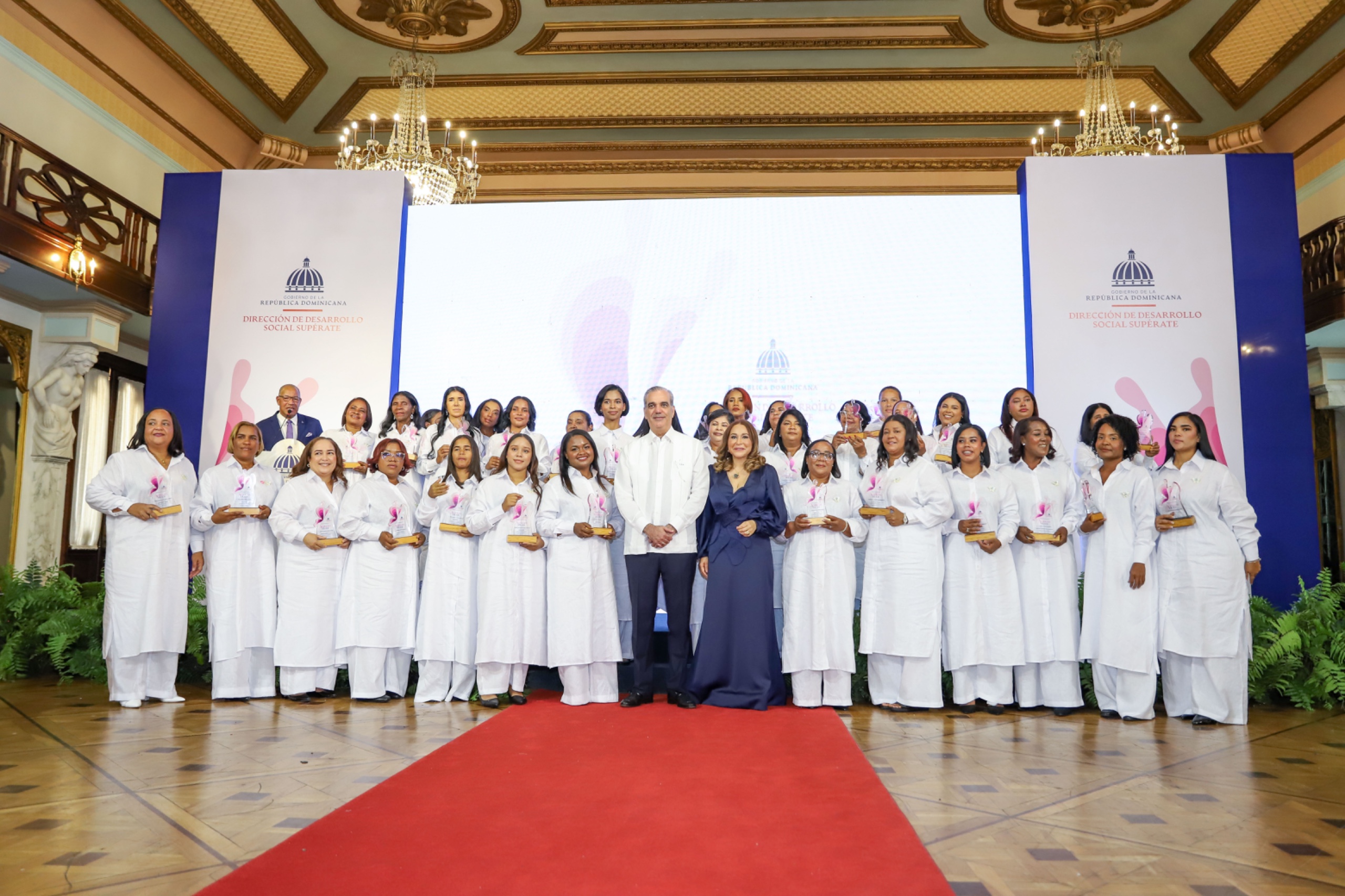 Reconocimiento Supérate Mujer 2026 (4)